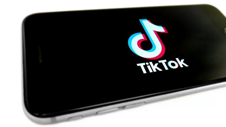 What Does Nudge Mean on TikTok? New Feature Explained